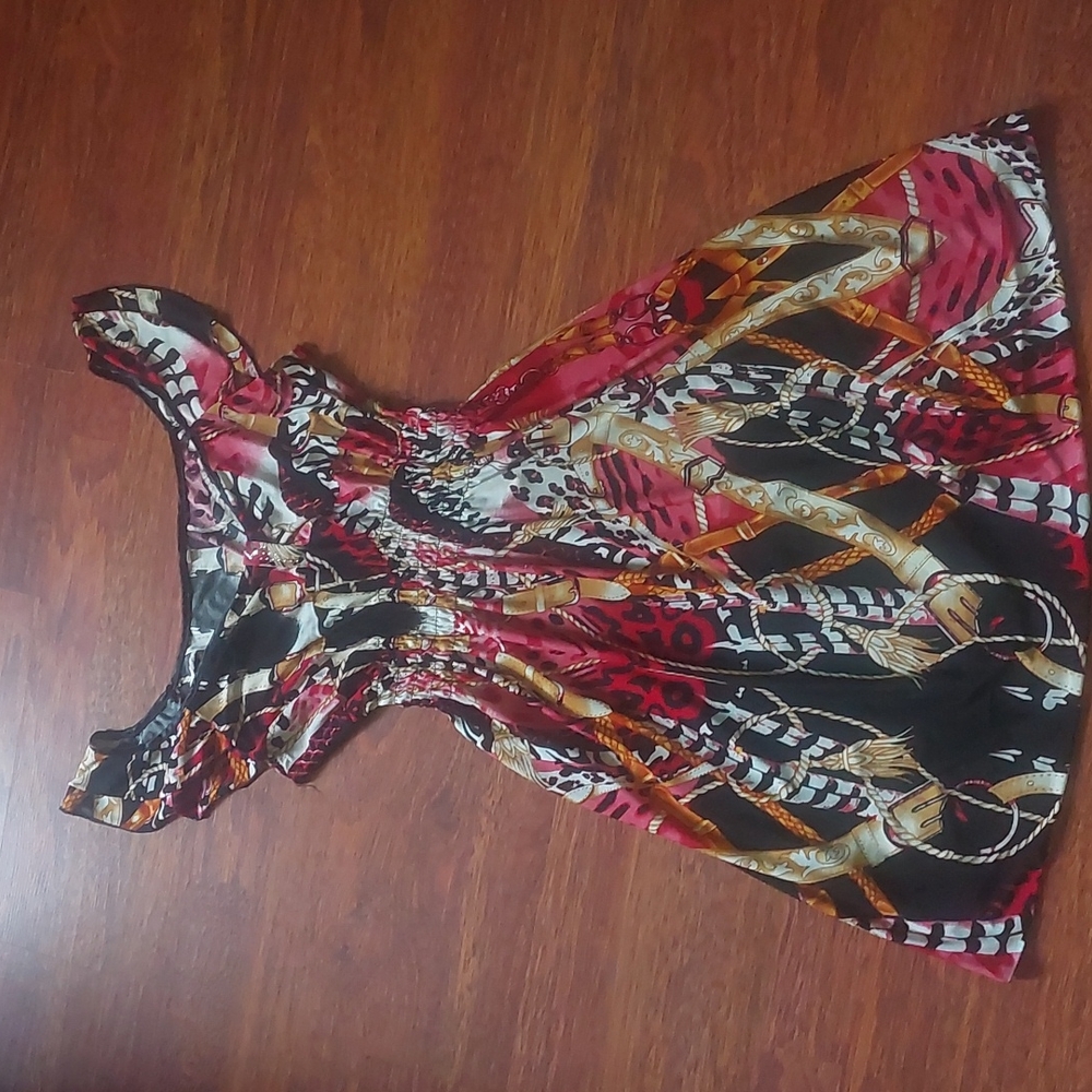 Dress‎